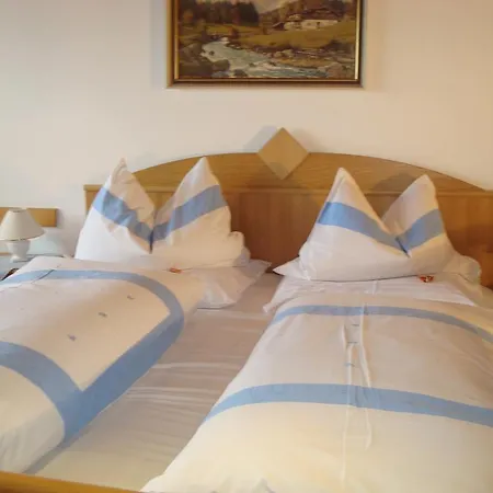 Gaestehaus-pension Bendler بيت ضيافة