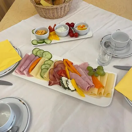 Gaestehaus-pension Bendler بيت ضيافة