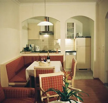 Gaestehaus-pension Bendler بيت ضيافة